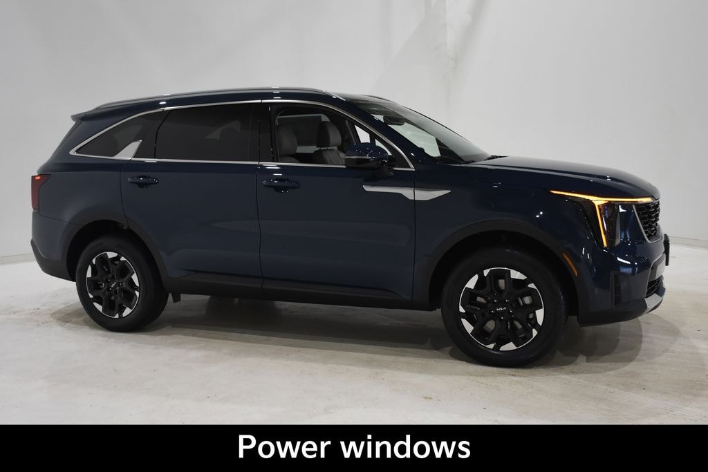 New 2026 Kia Sorento S SUV