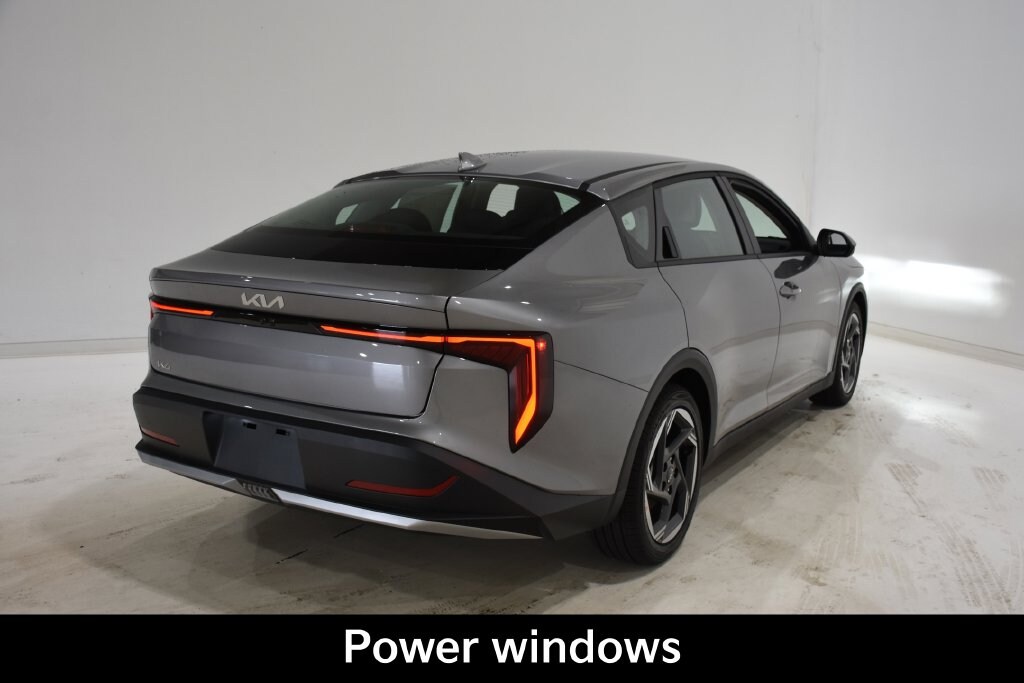 New 2026 Kia K4 EX Sedan