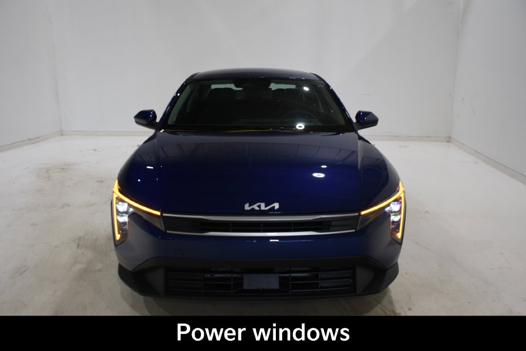 New 2026 Kia K4 LXS Sedan
