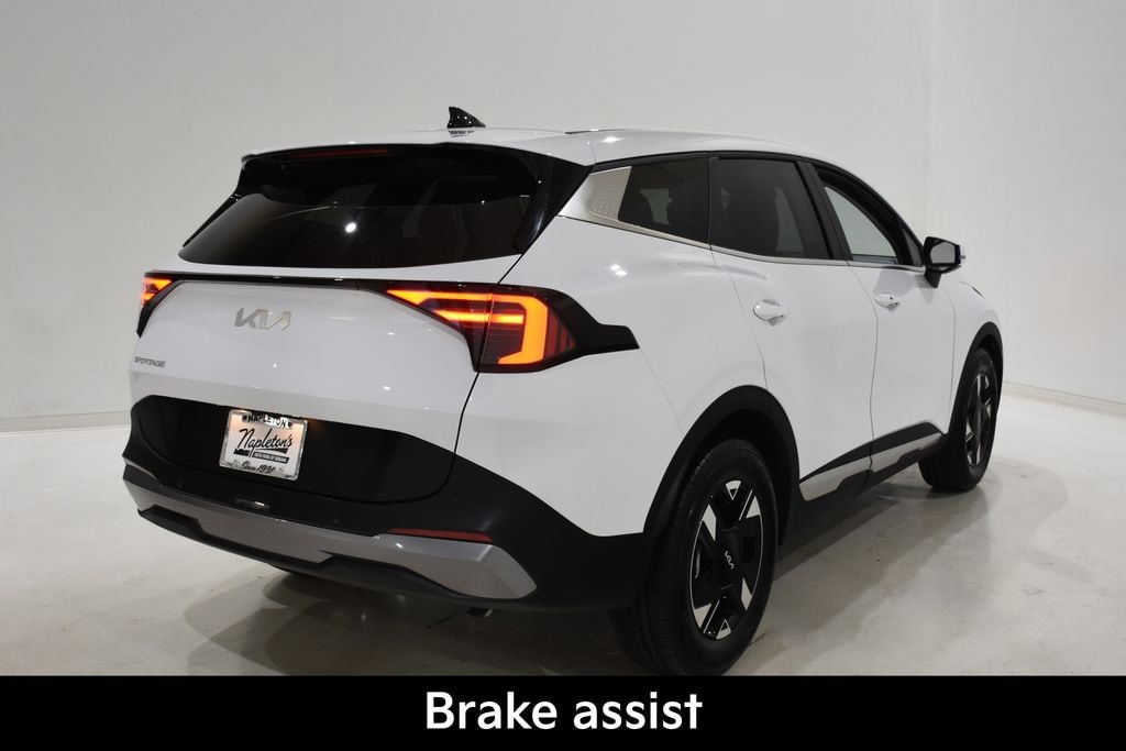 New 2026 Kia Sportage LX SUV