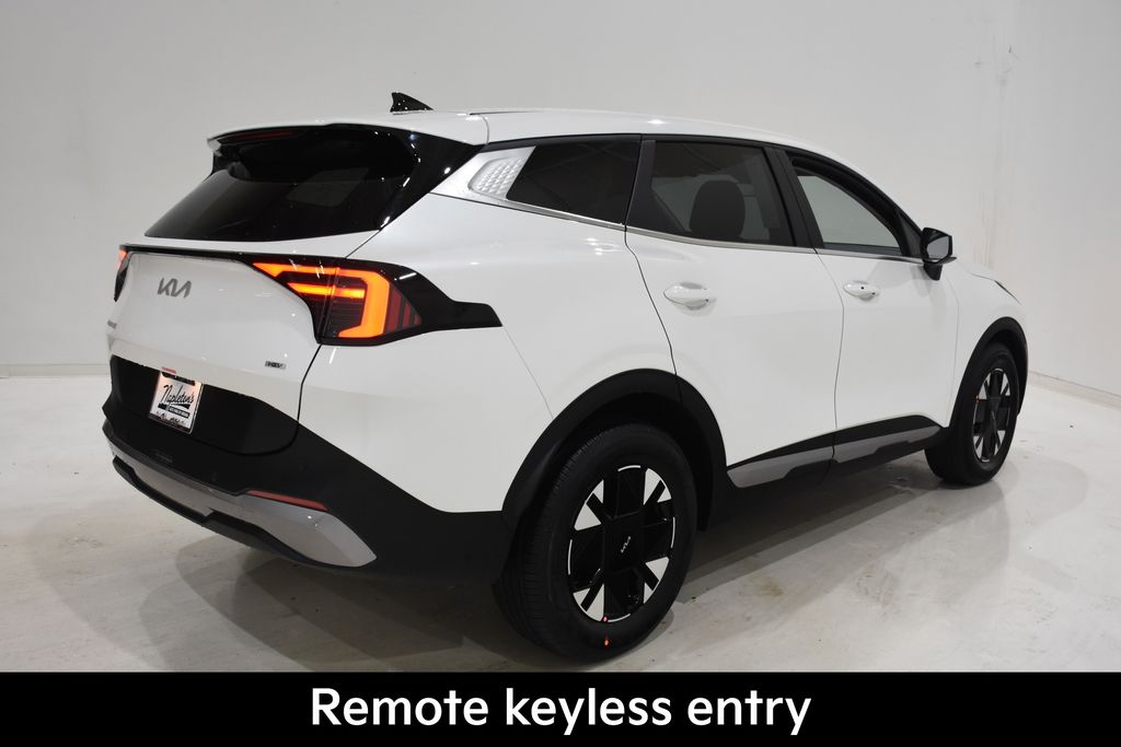 New 2026 Kia Sportage Hybrid LX SUV