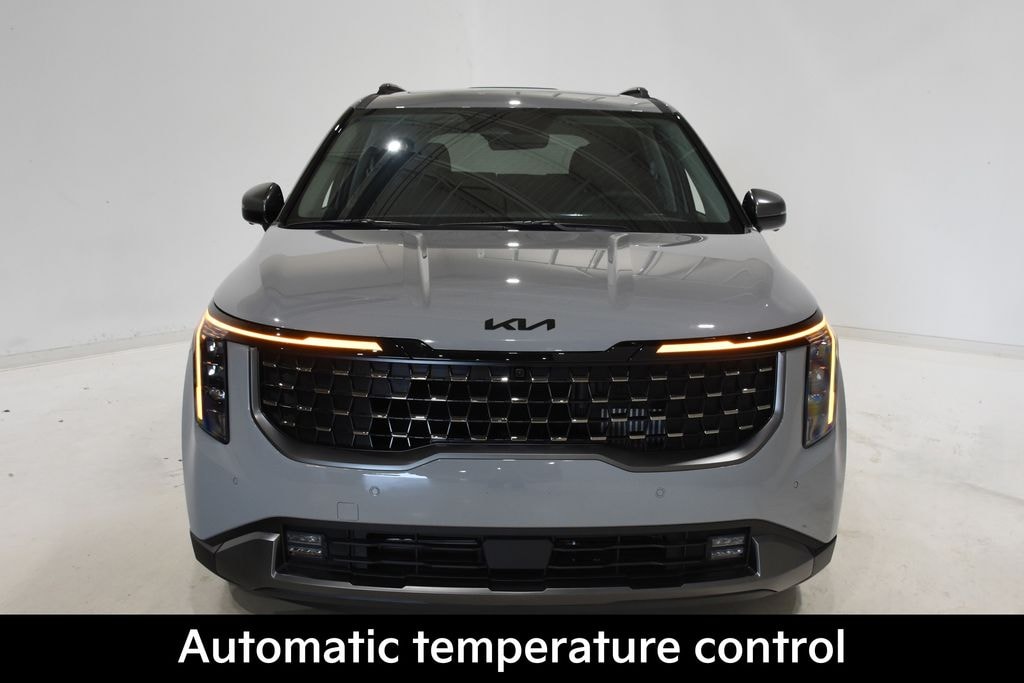 New 2027 Kia Carnival Hybrid SX Minivan/Van