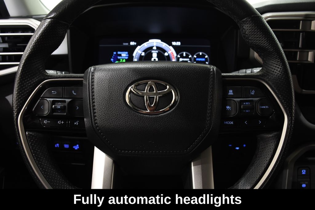 2023 Toyota Sequoia SR5 - Photo 15