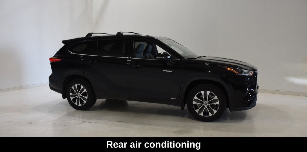 Used 2021 Toyota Highlander Hybrid XLE SUV