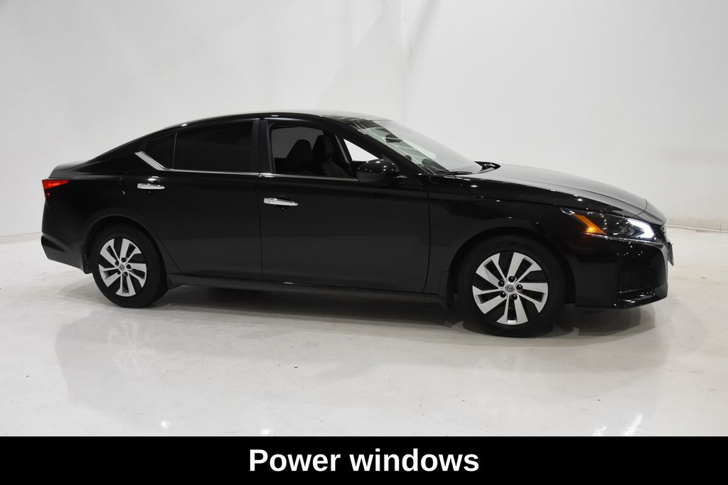 Used 2023 Nissan Altima 2.5 S Sedan