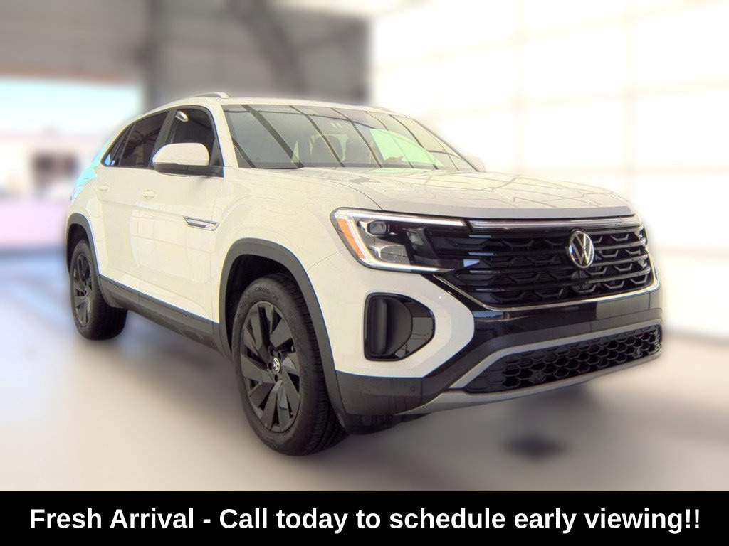 Used 2025 Volkswagen Atlas Cross Sport 2.0T SE w/Technology SUV