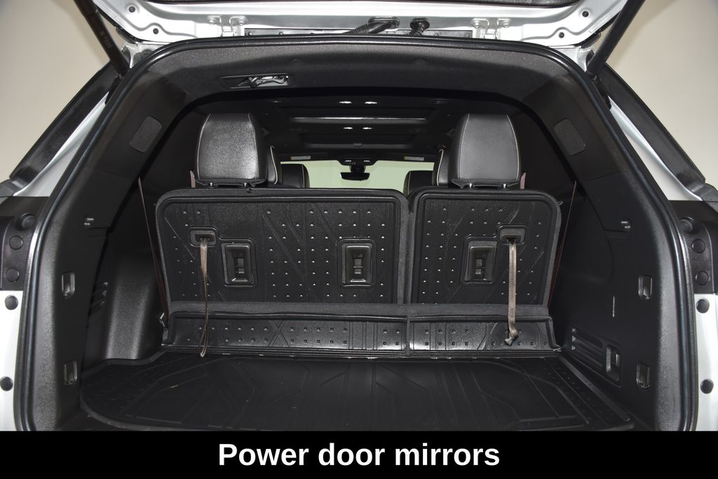 2022 Chevrolet Traverse Premier - Photo 29