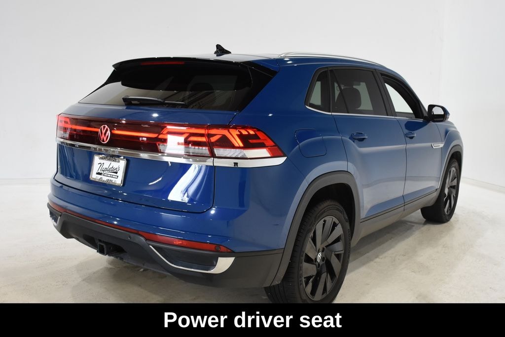 Used 2025 Volkswagen Atlas Cross Sport 2.0T SE w/Technology SUV