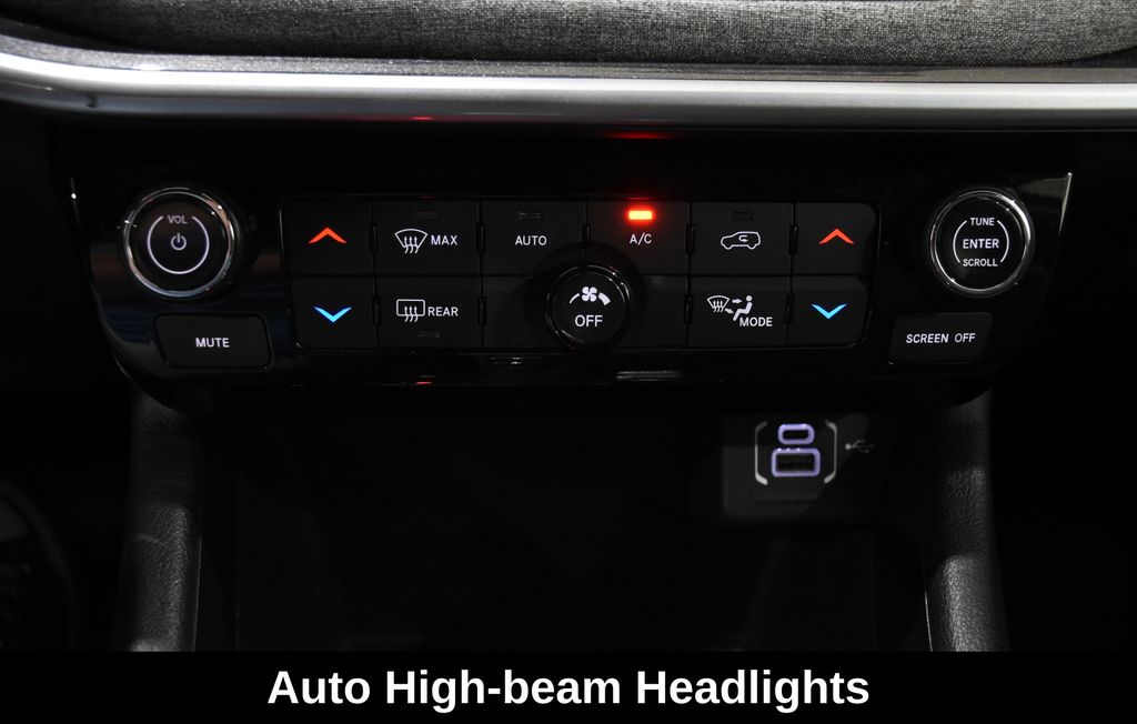 2025 Jeep Compass Latitude - Photo 20