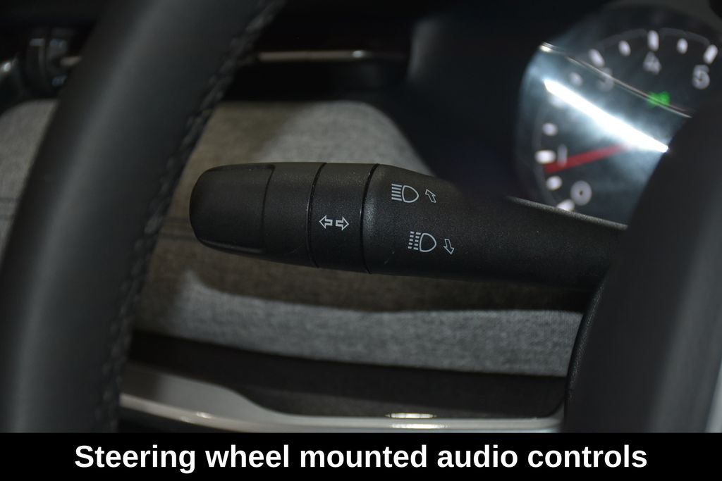 2025 Jeep Compass Latitude - Photo 11