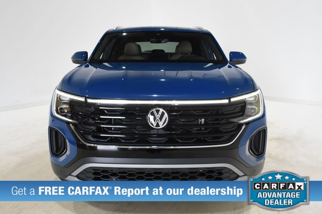 Used 2025 Volkswagen Atlas Cross Sport 2.0T SE w/Technology SUV