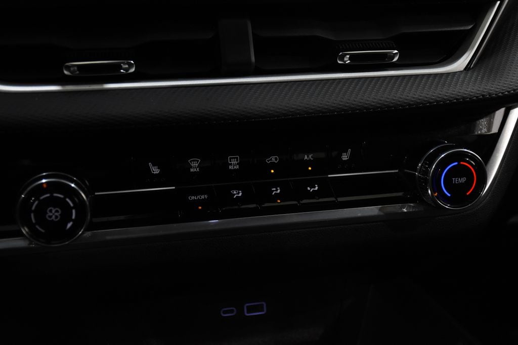 2025 Chevrolet Equinox LT - Photo 17