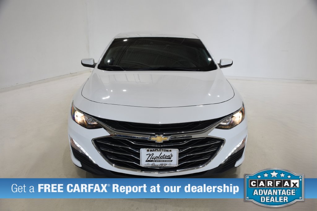 Used 2021 Chevrolet Malibu 1LT with VIN 1G1ZD5ST1MF089928 for sale in Urbana, IL