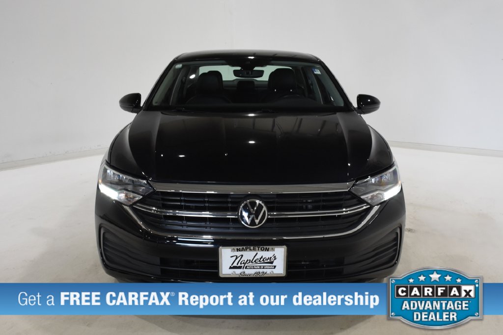 Used 2024 Volkswagen Jetta 1.5T SE Sedan