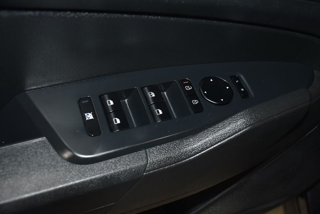 2026 Kia Sportage LX - Photo 22