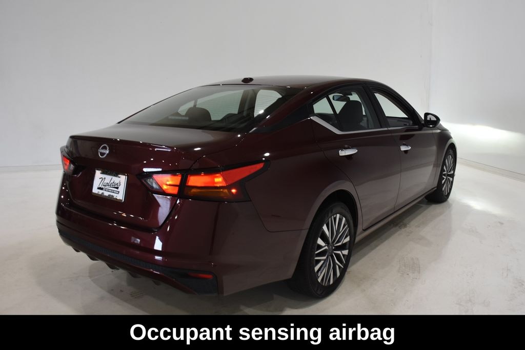Used 2025 Nissan Altima 2.5 SV Sedan