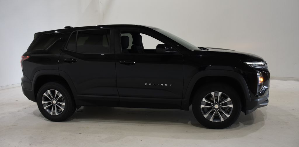 Used 2025 Chevrolet Equinox LT SUV