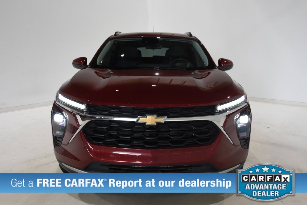 Used 2025 Chevrolet Trax LT SUV