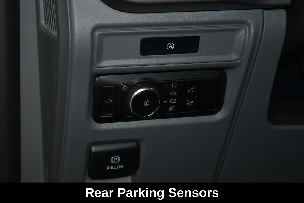 2025 Ford F-150 XLT - Photo 11