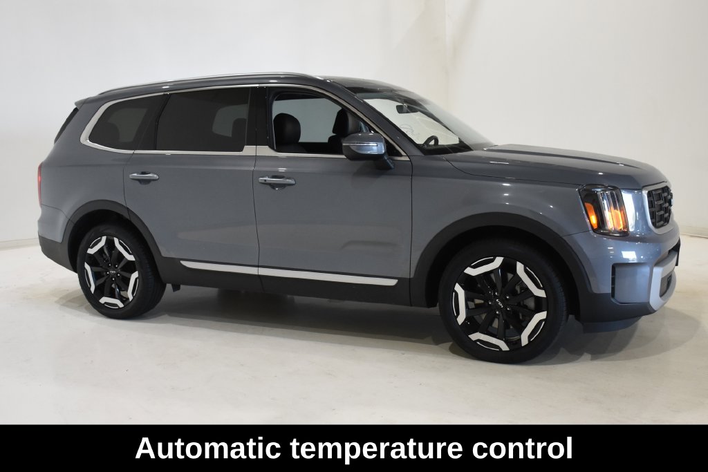 Used 2025 Kia Telluride S SUV