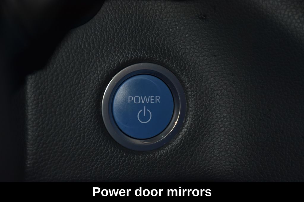 2023 Toyota Sequoia SR5 - Photo 18