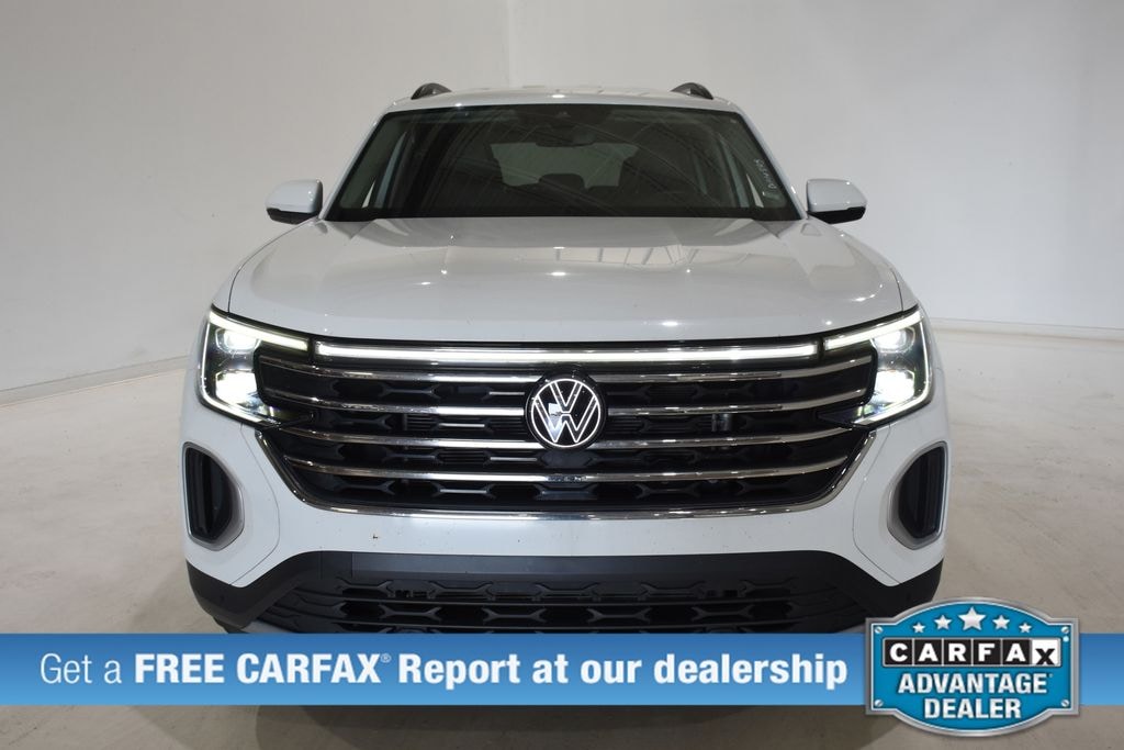 Used 2025 Volkswagen Atlas 2.0T SE w/Technology SUV