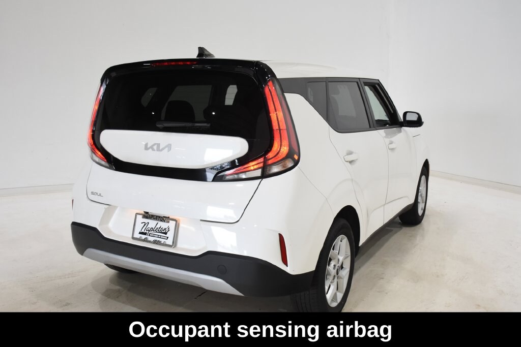 Used 2025 Kia Soul LX Hatchback
