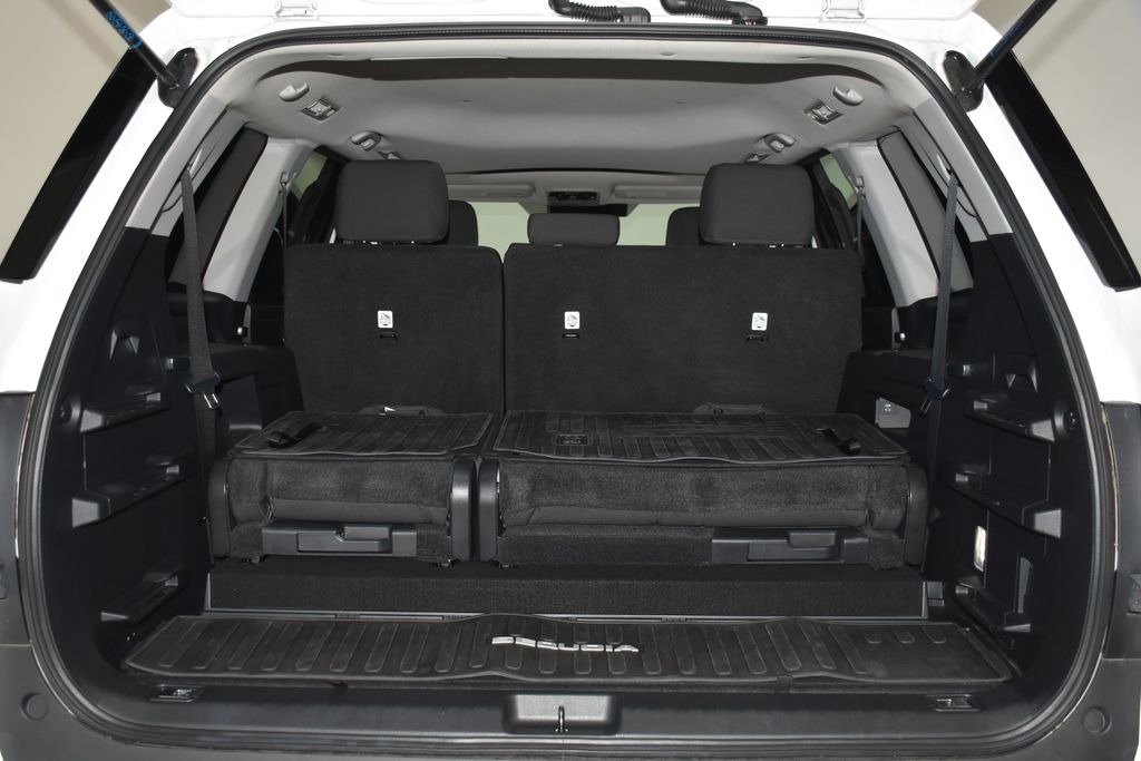 2023 Toyota Sequoia SR5 - Photo 32
