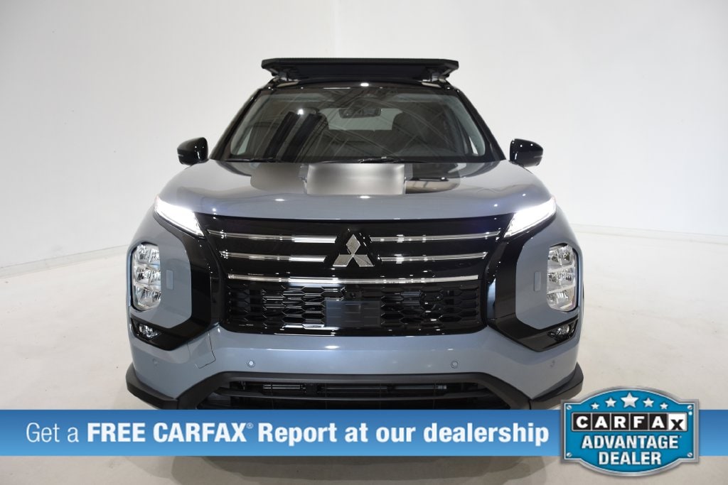 Used 2025 Mitsubishi Outlander Trail Edition SUV