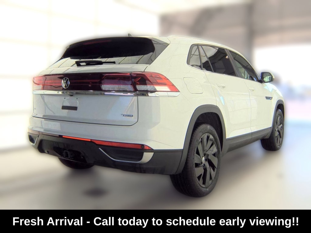 Used 2025 Volkswagen Atlas Cross Sport 2.0T SE w/Technology SUV