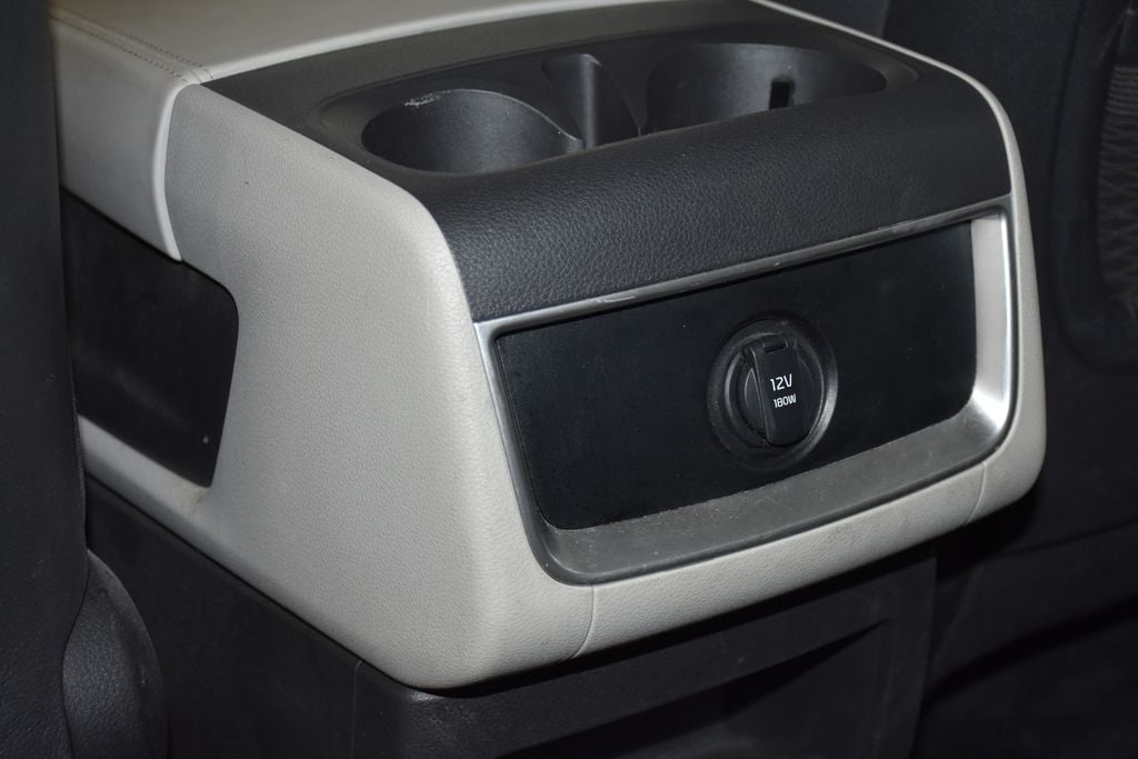 2024 Kia Carnival LX - Photo 26