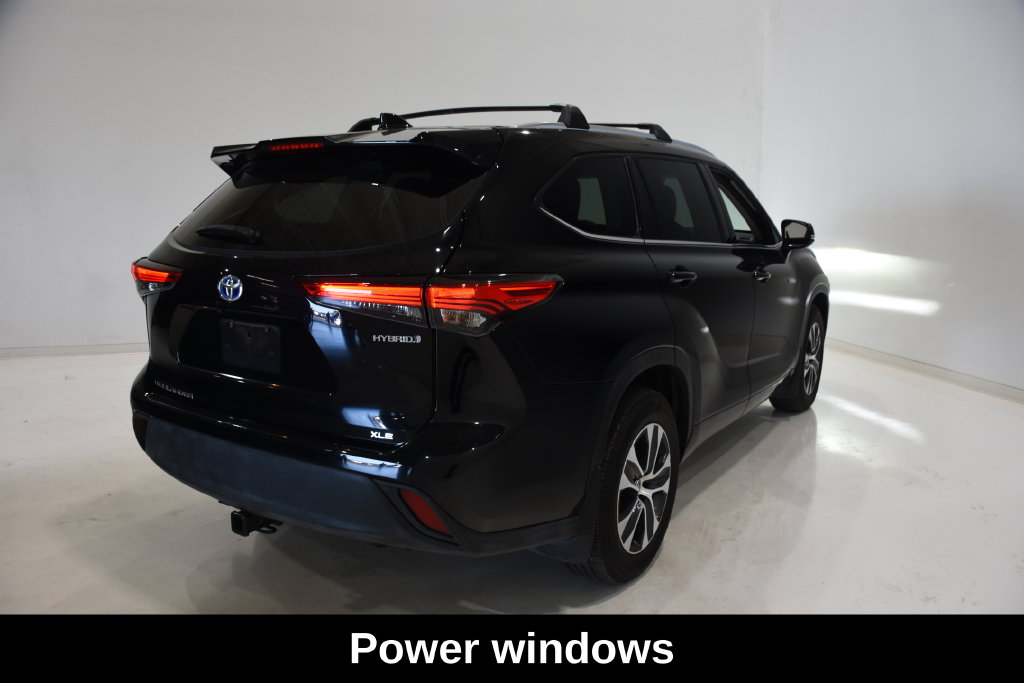 Used 2021 Toyota Highlander Hybrid XLE SUV