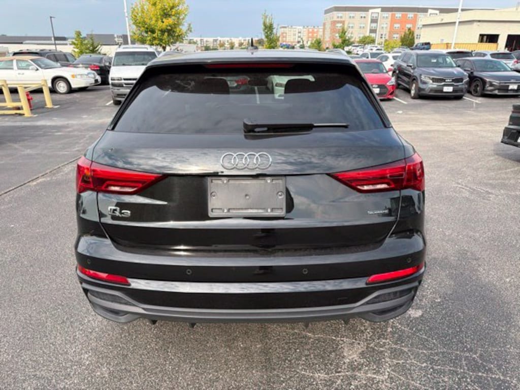Used 2025 Audi Q3 45 S line Premium SUV