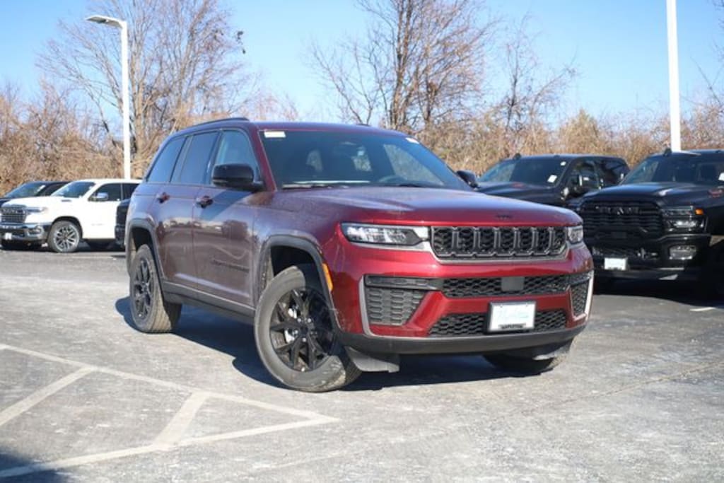 New 2026 Jeep Grand Cherokee LAREDO ALTITUDE 4X4 Sport Utility