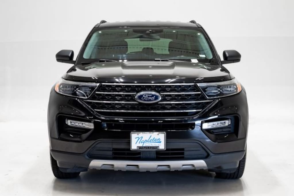 Used 2024 Ford Explorer XLT SUV