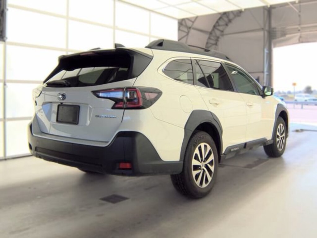 Used 2024 Subaru Outback Premium SUV