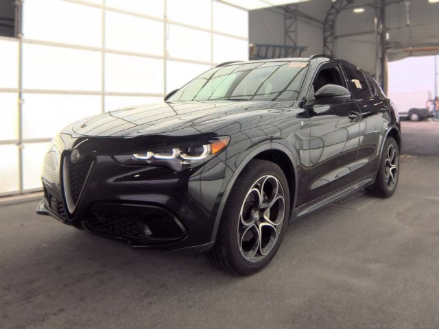 2024 Alfa Romeo Stelvio