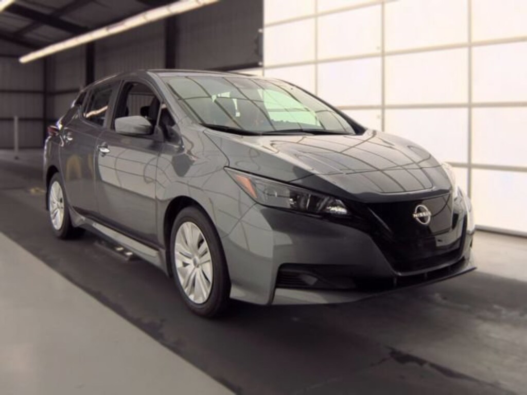 Used 2025 Nissan LEAF S Hatchback