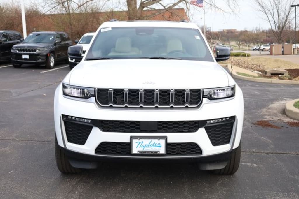 New 2026 Jeep Grand Cherokee L LIMITED 4X4 Sport Utility