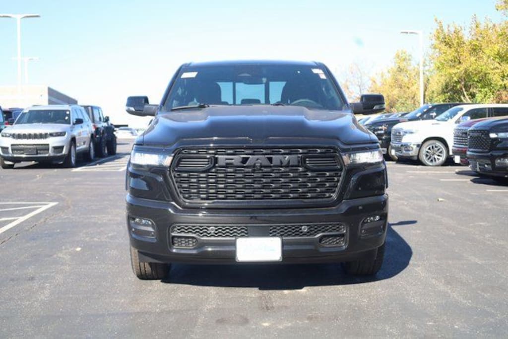 New 2026 Ram 1500 BIG HORN CREW CAB 4X4 5'7 BOX Pickup