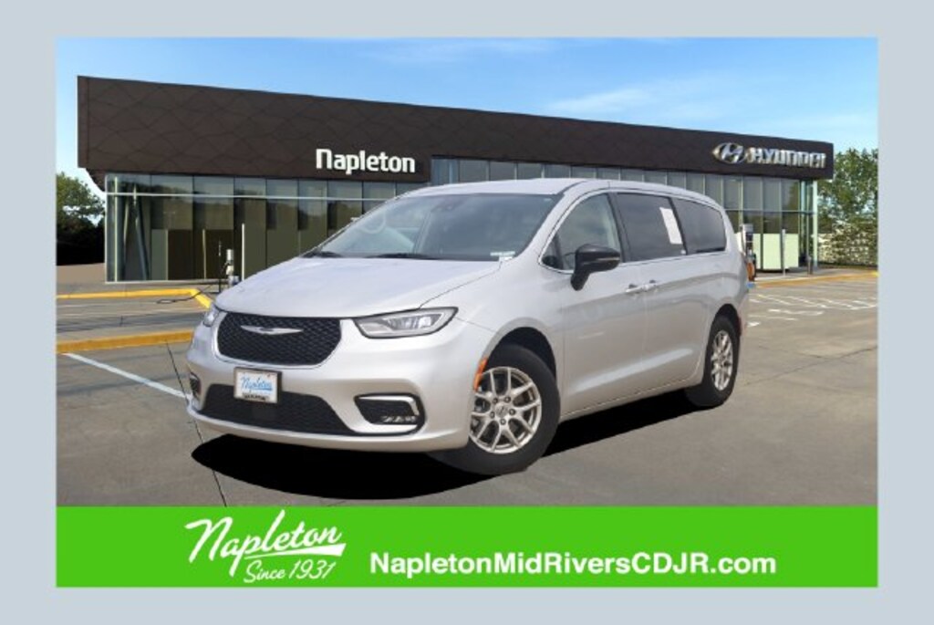 Used 2024 Chrysler Pacifica Touring L Van Passenger Van