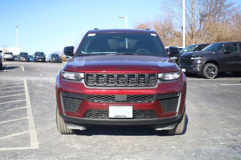 New 2026 Jeep Grand Cherokee LAREDO ALTITUDE 4X4 Sport Utility