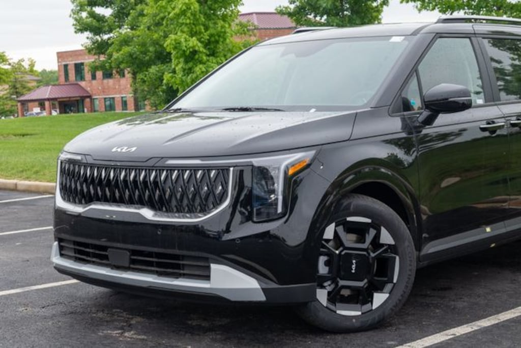 New 2026 Kia Carnival EX Van Passenger Van