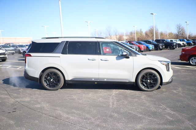 2026 Kia Carnival SX Prestige - Photo 4