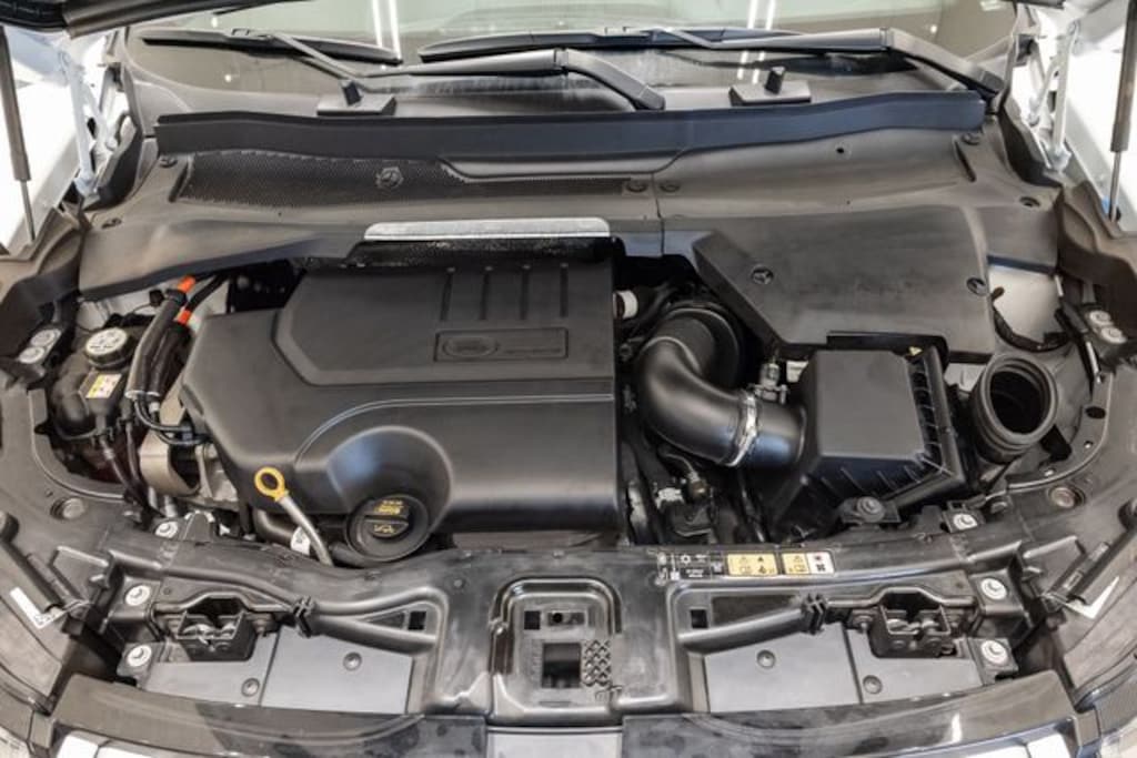 Used 2023 Land Rover Discovery Sport SE SUV