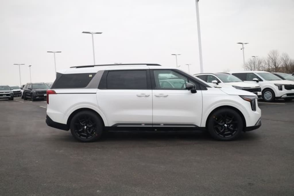 New 2026 Kia Carnival SX Van Passenger Van