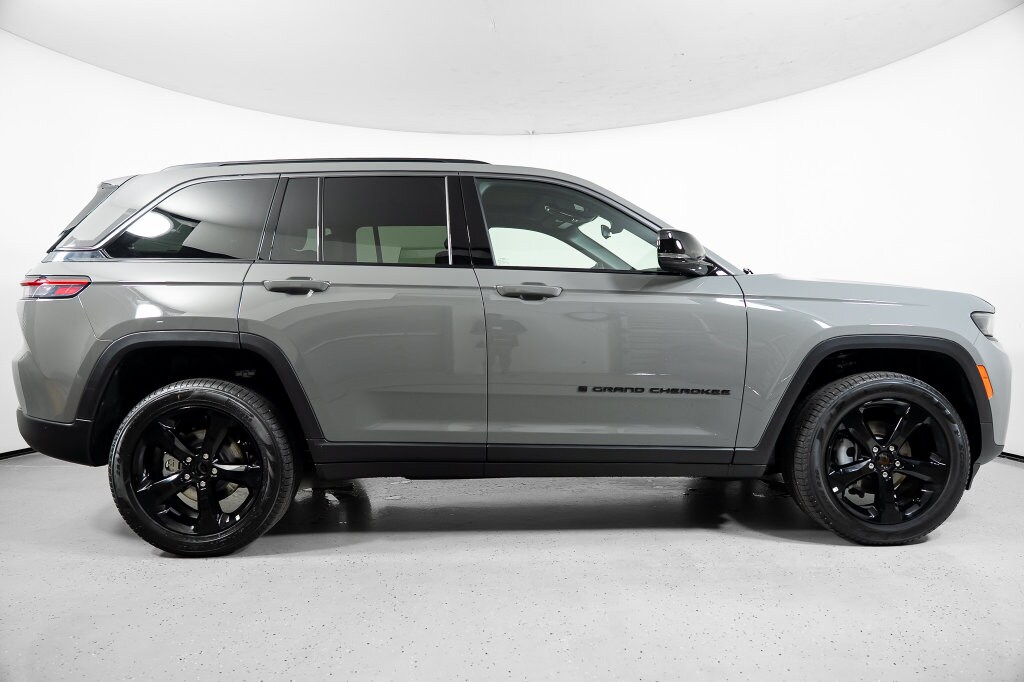 New 2027 Jeep Grand Cherokee Limited Sport Utility