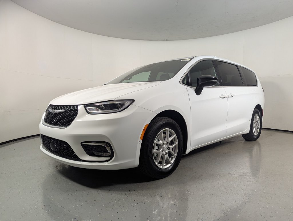New 2026 Chrysler Pacifica SELECT Passenger Van