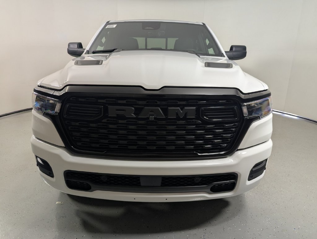 New 2026 Ram 1500 EXPRESS QUAD CAB 4X4 6'4 BOX Pickup