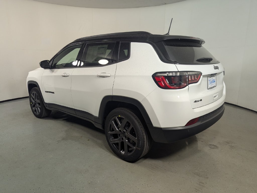 New 2026 Jeep Compass LIMITED ALTITUDE 4X4 Sport Utility